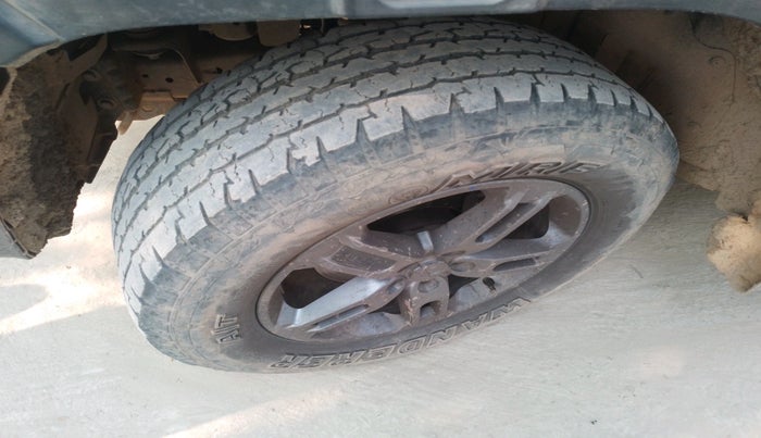 2022 Mahindra Thar LX D 4*4 MT HT, Diesel, Manual, 75,726 km, tyre