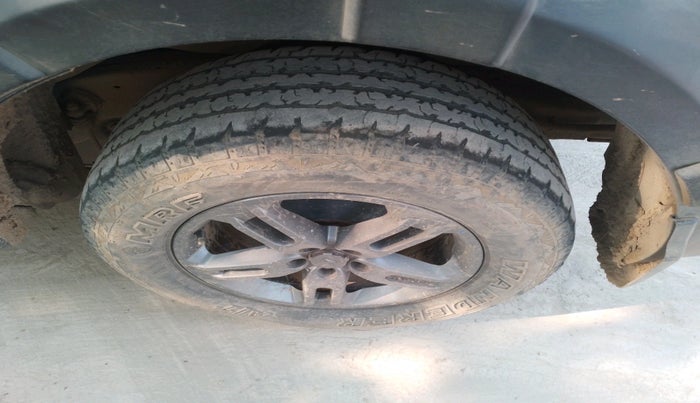 2022 Mahindra Thar LX D 4*4 MT HT, Diesel, Manual, 75,726 km, tyre