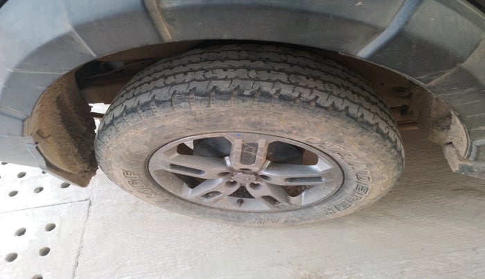 2022 Mahindra Thar LX D 4*4 MT HT, Diesel, Manual, 75,726 km, tyre