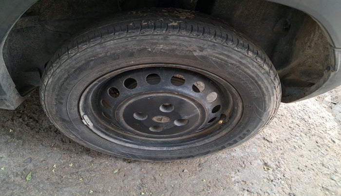 2022 Tata PUNCH PURE MT, Petrol, Manual, 80,483 km, tyre