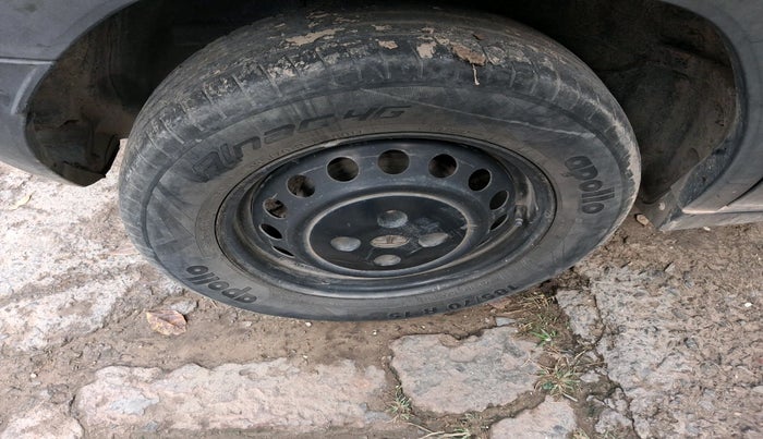 2022 Tata PUNCH PURE MT, Petrol, Manual, 80,483 km, tyre