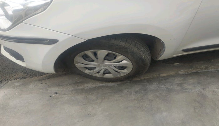 2021 Maruti Swift VXI, Petrol, Manual, 66,368 km, tyre