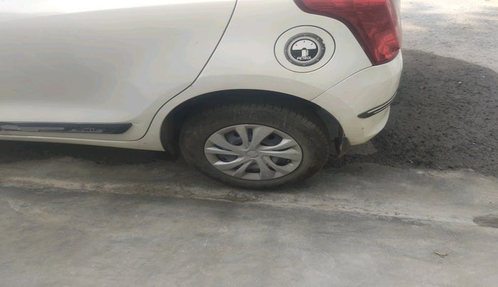 2021 Maruti Swift VXI, Petrol, Manual, 66,368 km, tyre