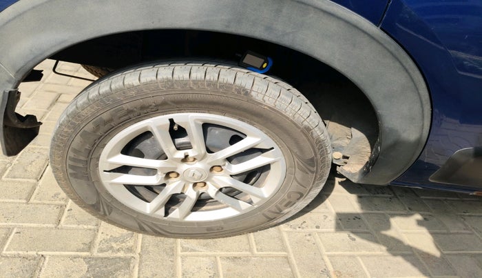 2020 Renault TRIBER RXT, Petrol, Manual, 59,777 km, tyre