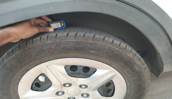 2022 KIA SELTOS HTK 1.5 PETROL, Petrol, Manual, 31,127 km, tyre