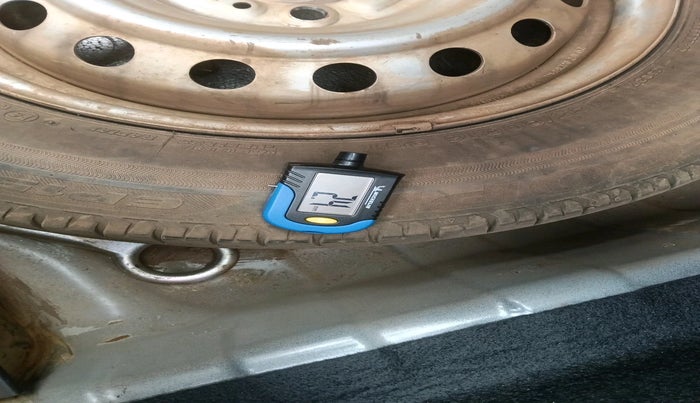 2020 Tata ALTROZ XE PETROL, Petrol, Manual, 84,522 km, tyre