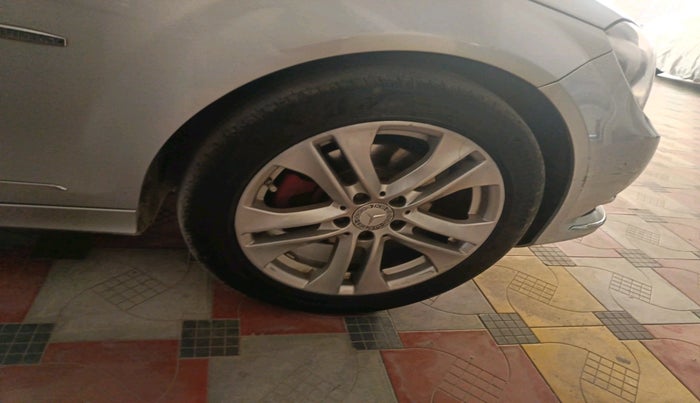 2013 Mercedes Benz C Class C220 CDI ELEGANCE, Diesel, Automatic, 1,25,792 km, tyre