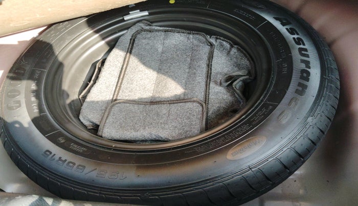 2020 KIA SONET GTX PLUS 1.5 AT, Diesel, Automatic, 73,605 km, tyre