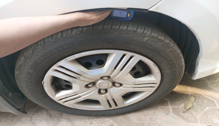 2010 Honda City 1.5L I-VTEC S MT, Petrol, Manual, 68,932 km, tyre