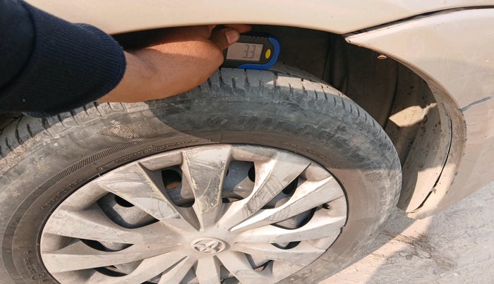 2011 Toyota Etios G, Petrol, Manual, 1,01,255 km, tyre