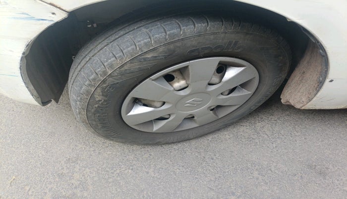 2014 Maruti Celerio LXI, Petrol, Manual, 76,037 km, tyre