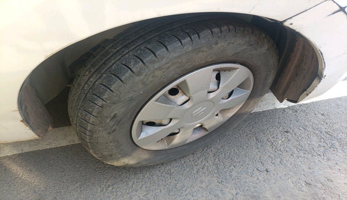 2014 Maruti Celerio LXI, Petrol, Manual, 76,037 km, tyre