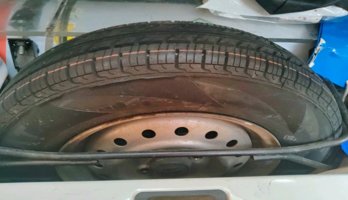 2020 Maruti New Wagon-R LXI CNG (O) 1.0, Petrol, Manual, 89,976 km, tyre