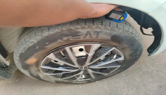 2020 Maruti New Wagon-R LXI CNG (O) 1.0, Petrol, Manual, 89,976 km, tyre