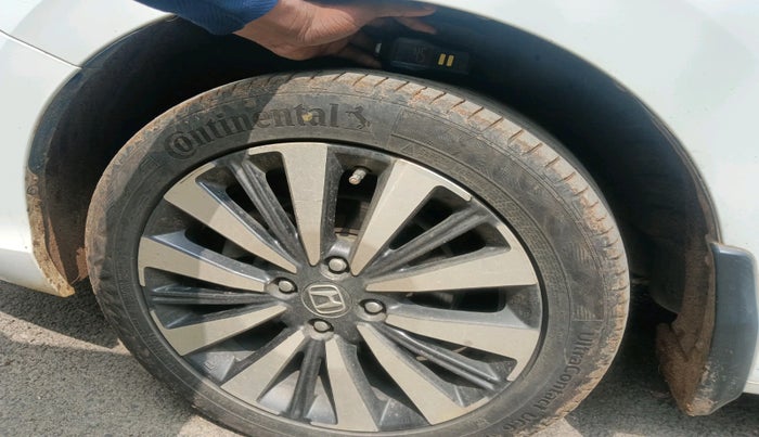 2023 Honda City 1.5L I-VTEC ZX, Petrol, Manual, 42,818 km, tyre