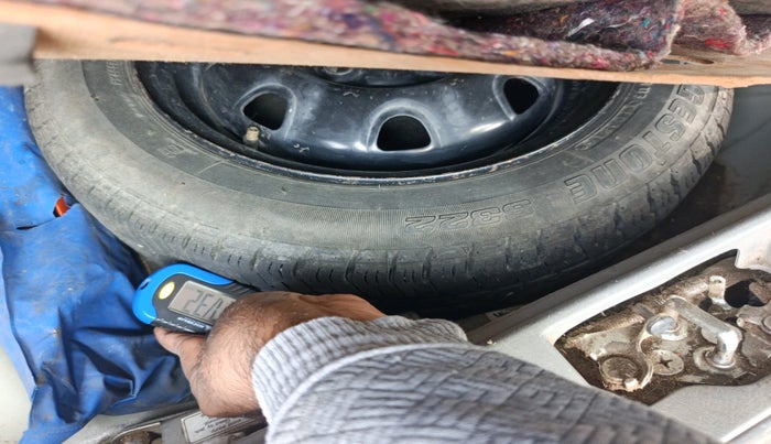 2013 Maruti Alto K10 VXI, Petrol, Manual, 54,148 km, tyre