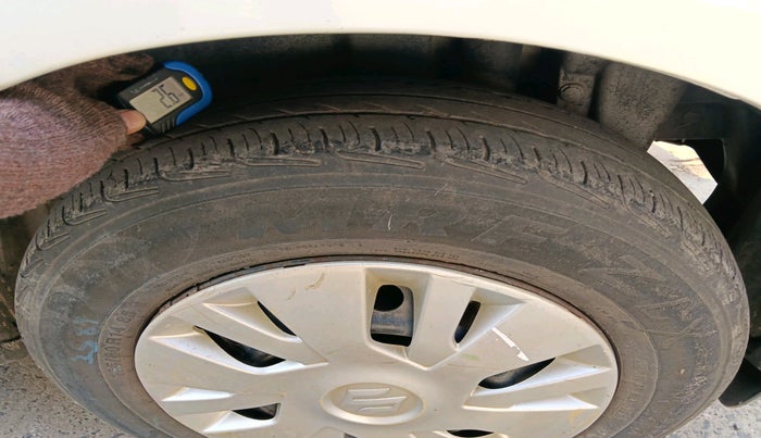 2011 Maruti Swift VDI, Diesel, Manual, 1,25,000 km, tyre