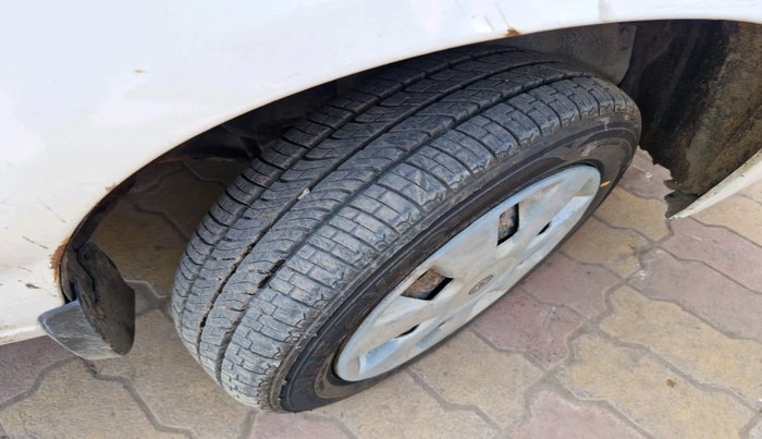 2012 Maruti Alto K10 VXI, Petrol, Manual, 1,46,523 km, tyre