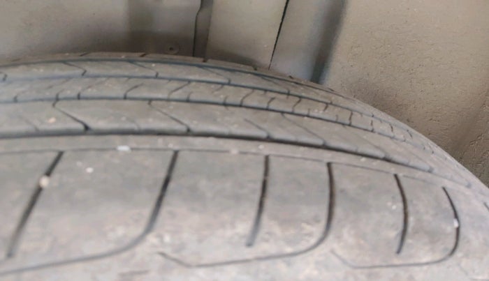 2022 Skoda SLAVIA STYLE 1.0L TSI AT, Petrol, Automatic, 50,649 km, tyre