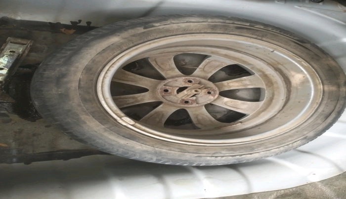 2012 Hyundai Verna FLUIDIC 1.6 VTVT SX, Petrol, Manual, 89,676 km, tyre