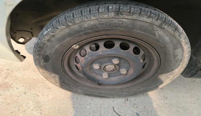 2016 Maruti Alto 800 LXI, Petrol, Manual, 50,010 km, tyre