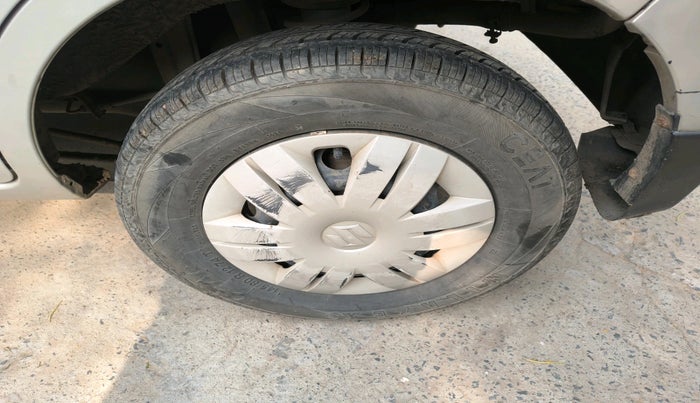 2016 Maruti Alto 800 LXI, Petrol, Manual, 50,010 km, tyre