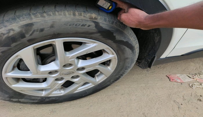 2022 Mahindra XUV300 W8 1.5 DIESEL, Diesel, Manual, 67,309 km, tyre