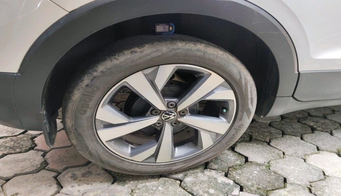 2021 Volkswagen TAIGUN TOPLINE 1.0 TSI MT, Petrol, Manual, 91,630 km, tyre