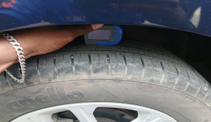 2018 Maruti Swift ZXI, Petrol, Manual, 25,912 km, tyre