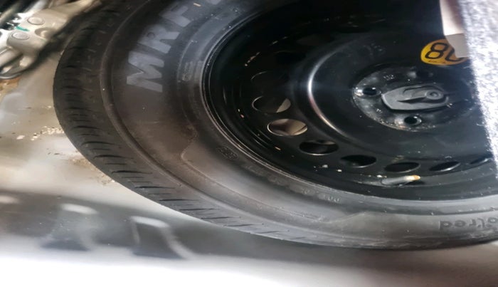 2021 Maruti Baleno ZETA PETROL 1.2, Petrol, Manual, 39,801 km, tyre