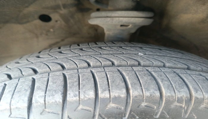 2014 Maruti Wagon R 1.0 VXI, Petrol, Manual, 68,005 km, tyre