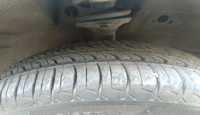 2014 Maruti Wagon R 1.0 VXI, Petrol, Manual, 68,005 km, tyre