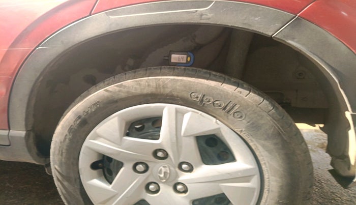 2019 Hyundai VENUE S 1.2, Petrol, Manual, 45,547 km, tyre