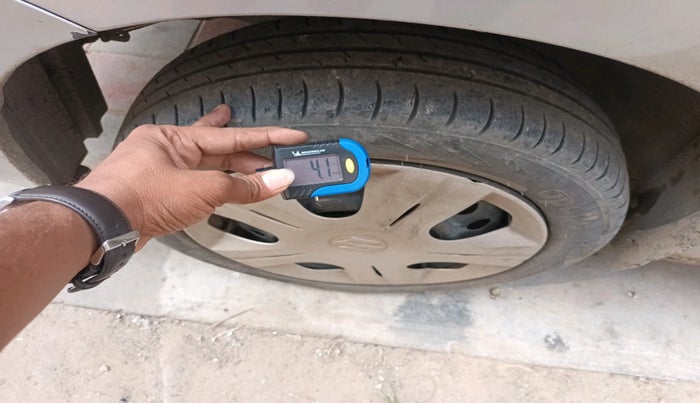 2014 Maruti Wagon R 1.0 VXI, Petrol, Manual, 1,18,744 km, tyre