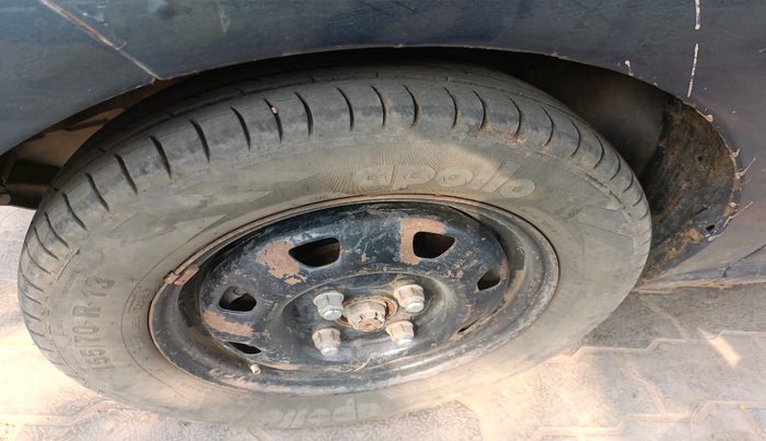 2013 Hyundai Santro Xing GLS PLUS AUDIO, Petrol, Manual, 98,323 km, tyre