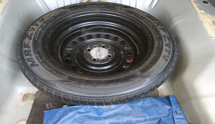 2016 Honda City 1.5L I-VTEC VX CVT, Petrol, Automatic, 88,131 km, tyre