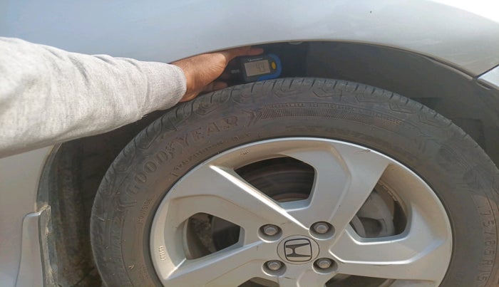 2016 Honda City 1.5L I-VTEC VX CVT, Petrol, Automatic, 88,131 km, tyre