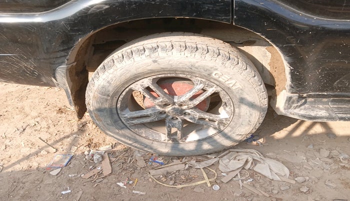 2020 Mahindra Scorpio S9, Diesel, Manual, 61,879 km, tyre