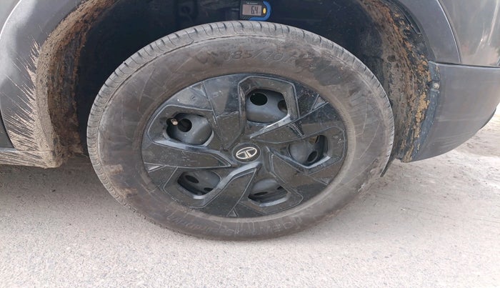 2023 Tata PUNCH ADVENTURE MT, Petrol, Manual, 7,594 km, tyre