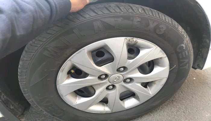 2016 Hyundai Elite i20 SPORTZ 1.4 CRDI, Diesel, Manual, 42,178 km, tyre