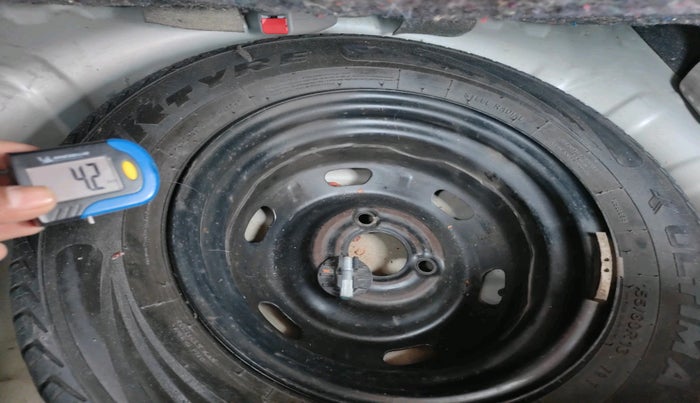 2016 Datsun Redi Go T (O), Petrol, Manual, 69,263 km, tyre