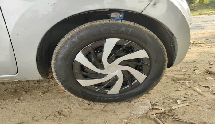 2016 Datsun Redi Go T (O), Petrol, Manual, 69,263 km, tyre