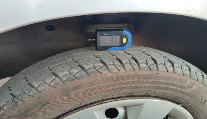 2010 Maruti Wagon R 1.0 LXI, Petrol, Manual, 19,594 km, tyre