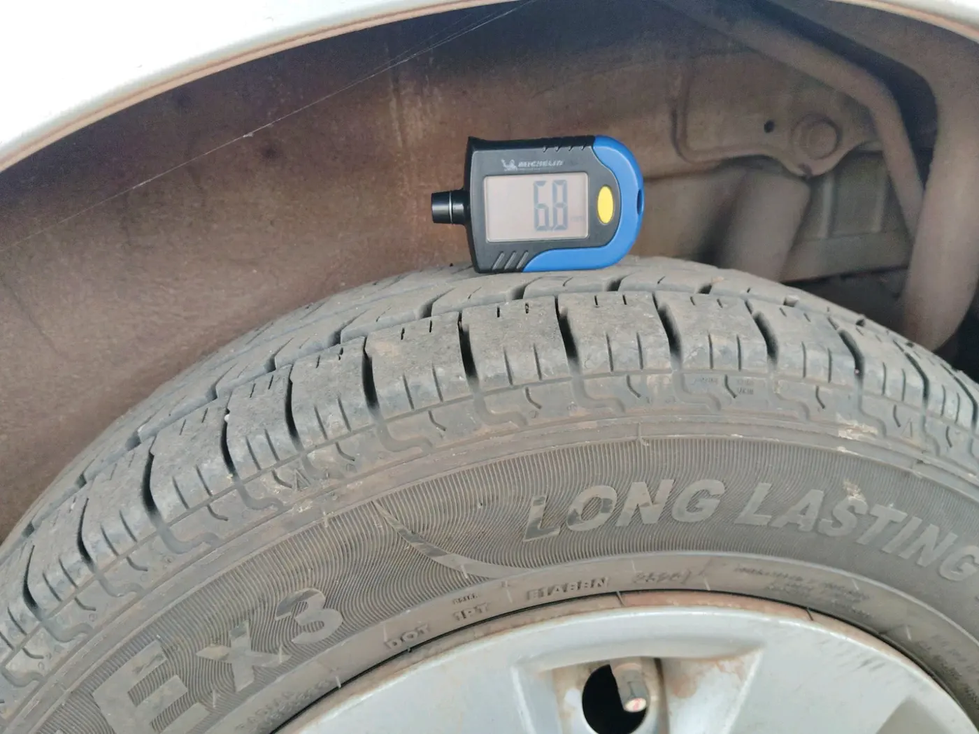 2010 Maruti Wagon R 1.0 LXI, Petrol, Manual, 19,594 km, tyre