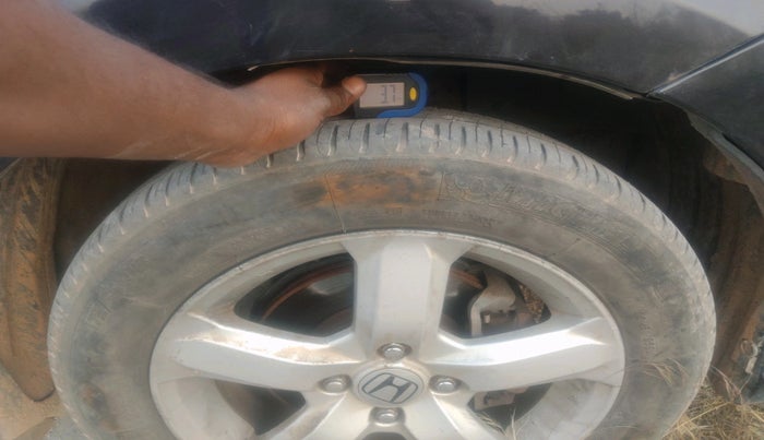 2013 Honda City 1.5L I-VTEC S MT, Petrol, Manual, 1,33,540 km, tyre