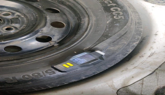 2012 Maruti Ritz VDI, Diesel, Manual, 98,990 km, tyre