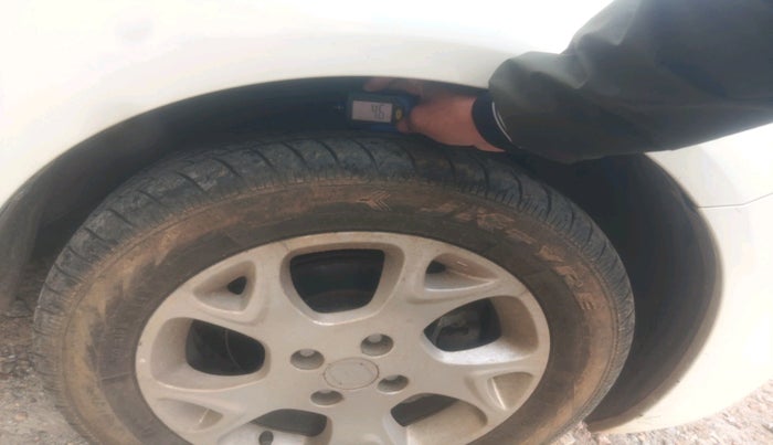 2013 Renault Scala RXL DIESEL, Diesel, Manual, 71,533 km, tyre