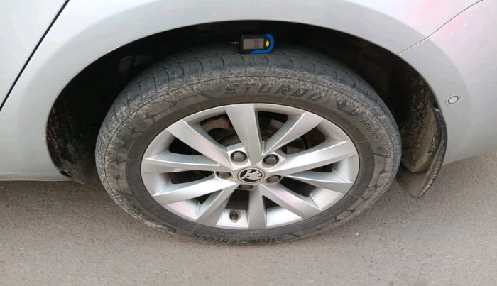 2019 Skoda Octavia 2.0 TDI L&K AT, Diesel, Automatic, 94,760 km, tyre