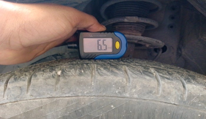 2023 Toyota Glanza V AMT, Petrol, Automatic, 3,072 km, tyre