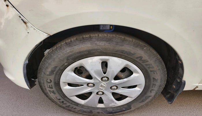 2013 Hyundai i10 MAGNA 1.2, Petrol, Manual, 82,886 km, tyre